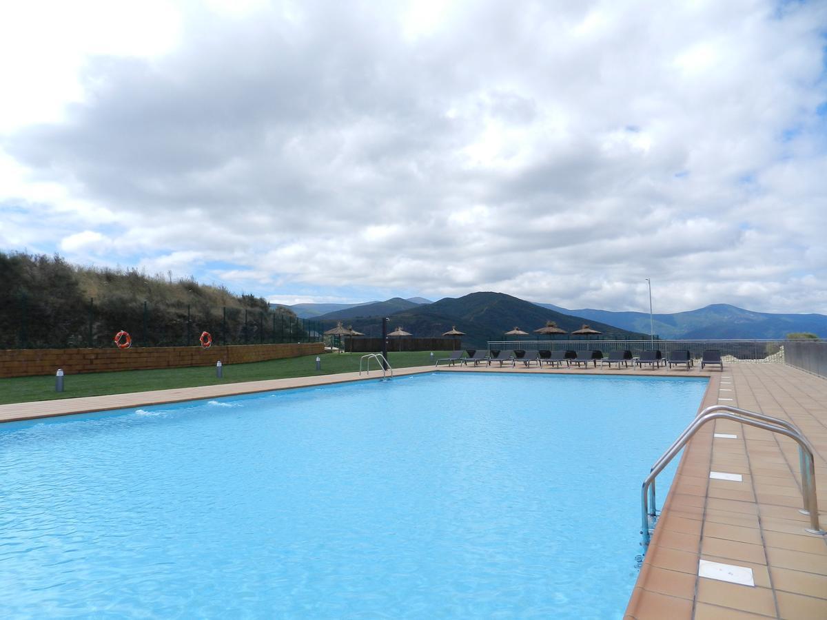 Hotel Rural La Casa Del Peregrino El Acebo de San Miguel Екстериор снимка