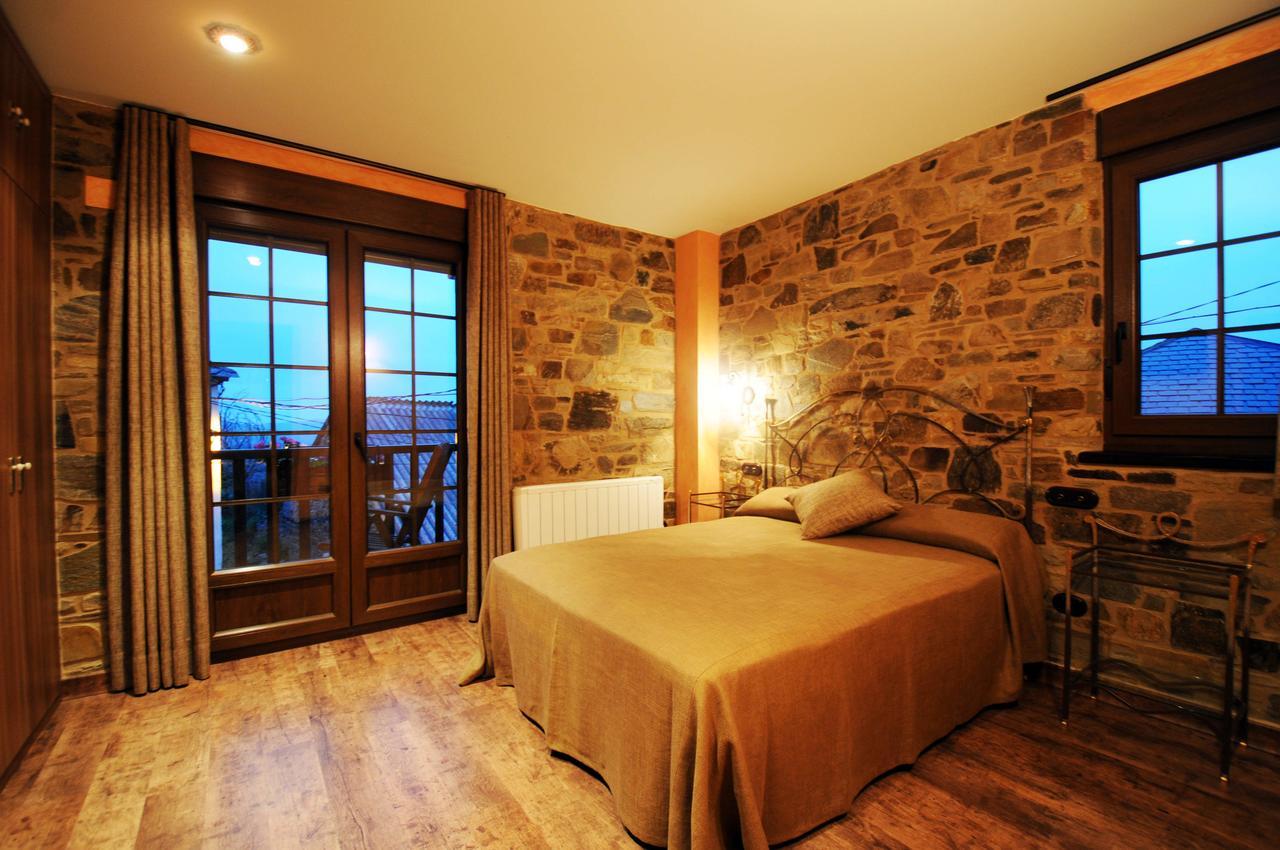 Hotel Rural La Casa Del Peregrino El Acebo de San Miguel Стая снимка