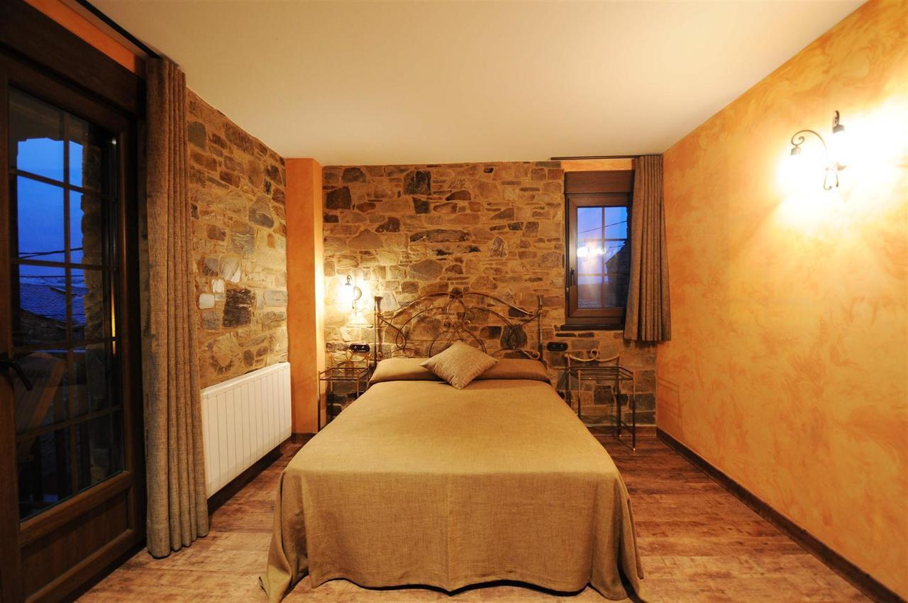 Hotel Rural La Casa Del Peregrino El Acebo de San Miguel Стая снимка